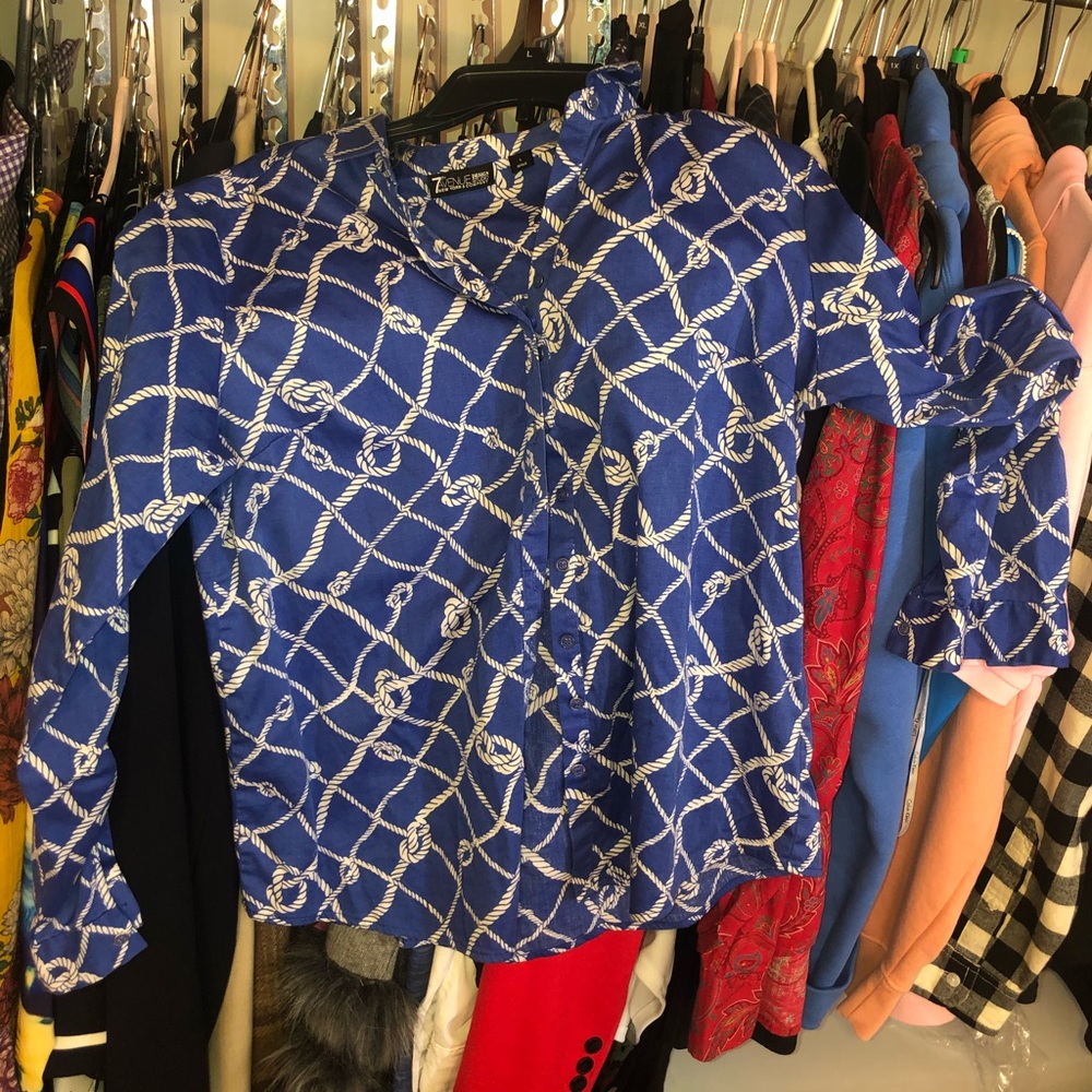 ❌Career Shirt ❌(sold)
